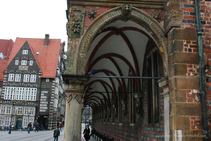 Bremen Rathaus, front arcade • Bremen Town Hall & Roland Ensemble