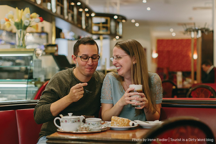 Kaffee und Kuchen at Cafe Mozart in Frankfurt am Main | Photo by Irene Fiedler for Tourist is a Dirty Word Blog