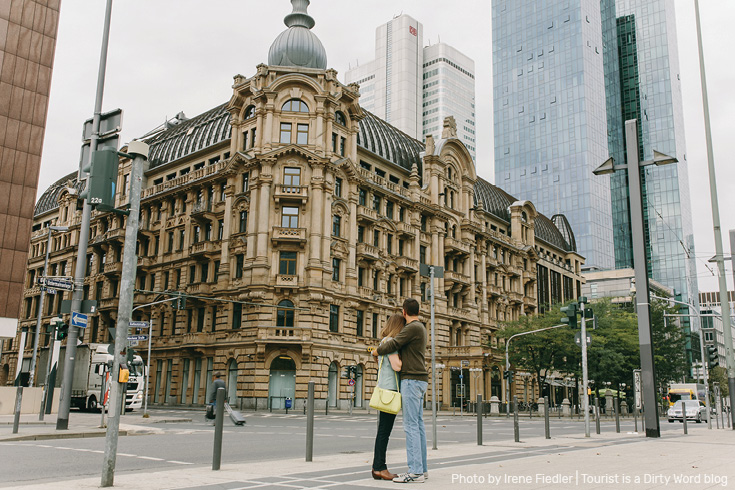 Blend of historic and modern in Frankfurt am Main | Photo by Irene Fiedler for Tourist is a Dirty Word Blog