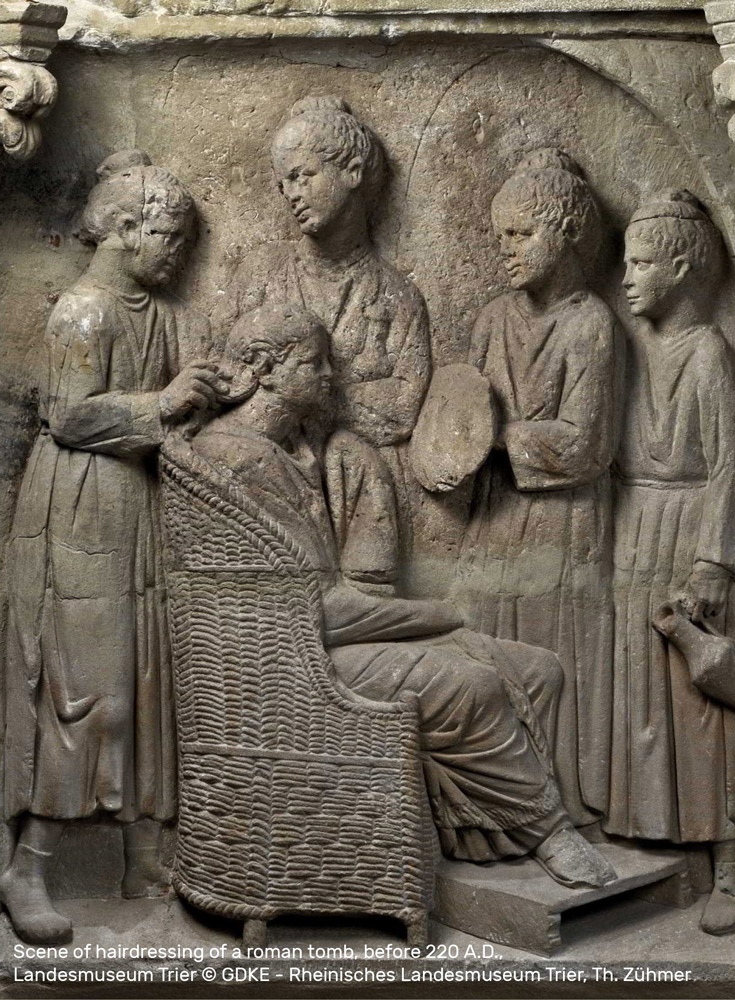 Scene of hairdressing of a roman tomb, before 220 A.D., • Landesmuseum Trier © GDKE - Rheinisches Landesmuseum Trier, Th. Zühmer
